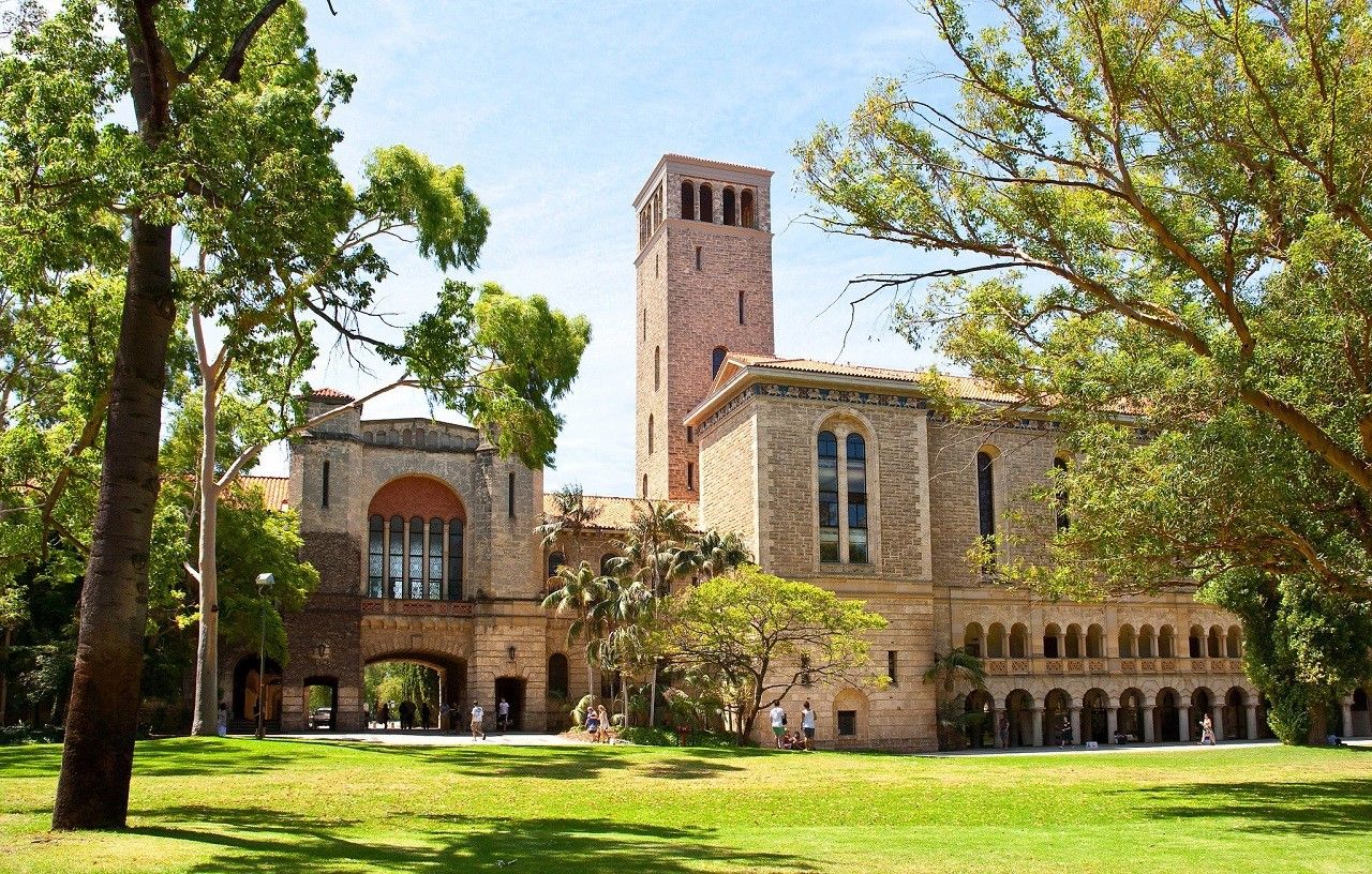 Học bổng đến 55.000 AUD vào Đại học Tây Úc (UWA)