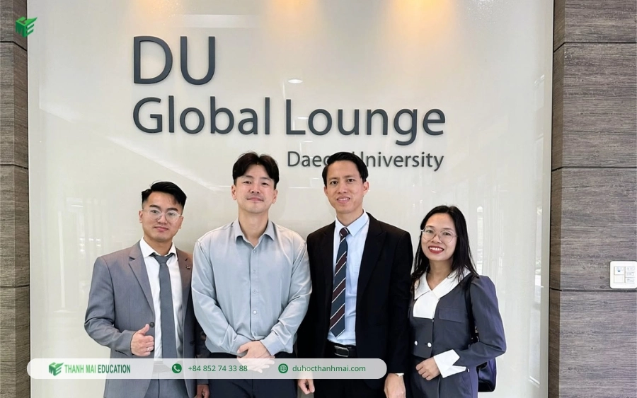 Đại diện Thanh Mai làm việc với đại học Daegu