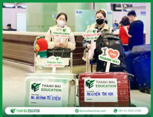 Hình ảnh tiễn học viên ra sân bay