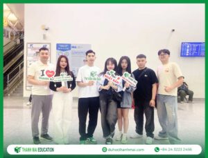 Hình ảnh tiễn học viên ra sân bay