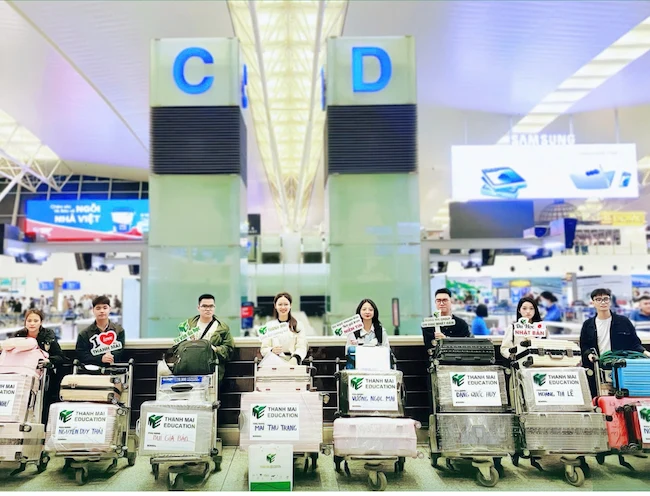 Tiễn bay học viên du học tại Thanh Mai Education